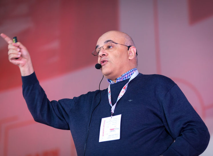 Raed Arafat speaking at TEDx event in Cluj-Napoca